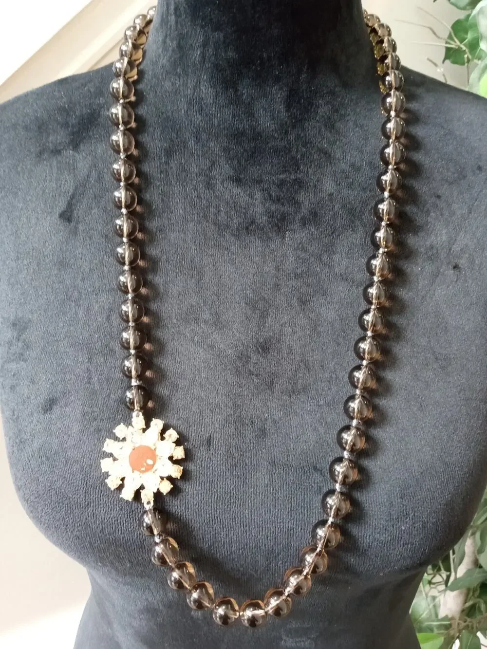 Long Brown Beaded Necklace Floral Medallion Pendant Boho Vintage Statement - Picture 1 of 4